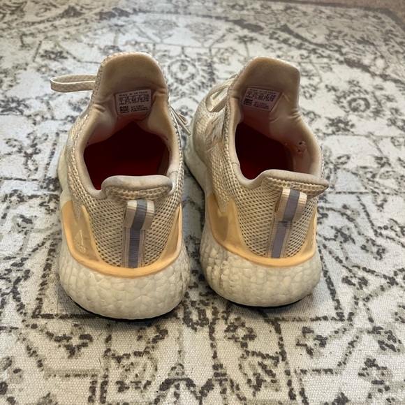 Women Adidas Alpha boost - Picture 3 of 7